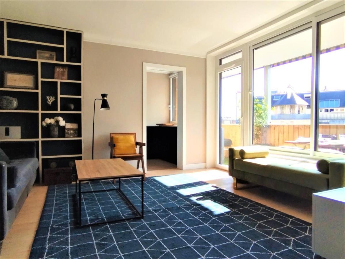 Elegant 48sqm Eiffel - View & Large Terrace *