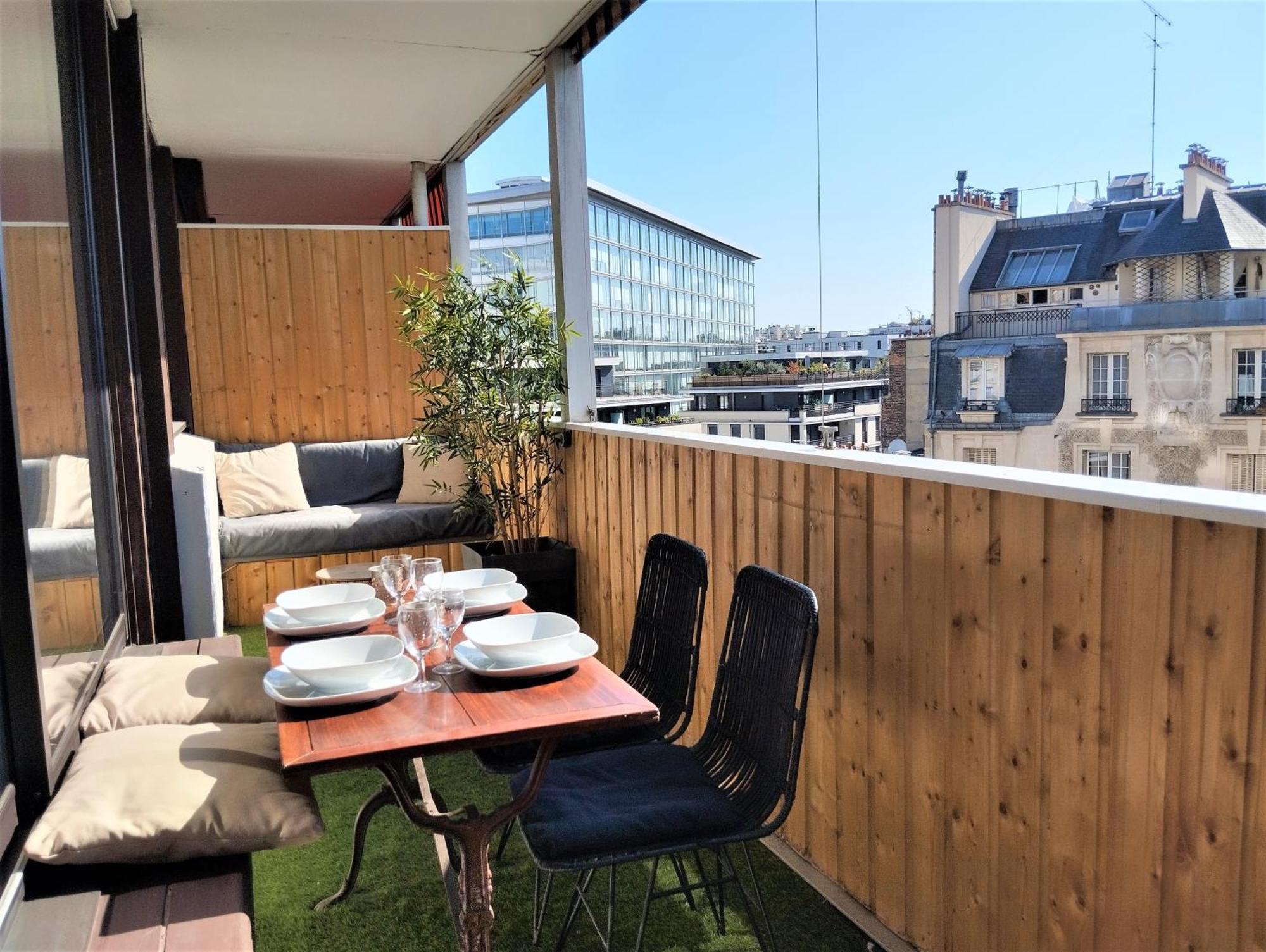 Elegant 48sqm Eiffel - View & Large Terrace Appartement Parijs